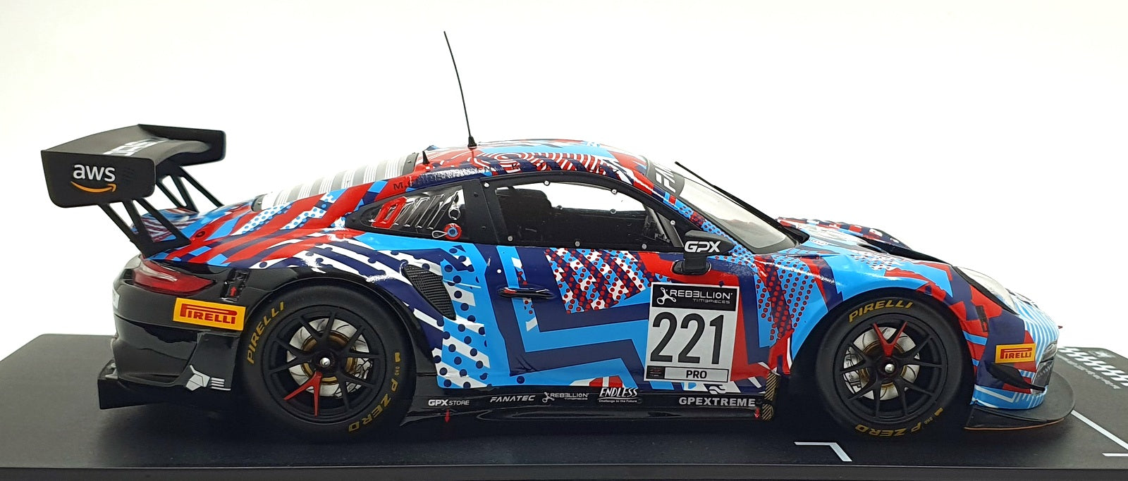 IXO 1/18 Scale LEGT18-20221 - Porsche 911 GT3 R #221 Test Days 24Hr SPA 2022