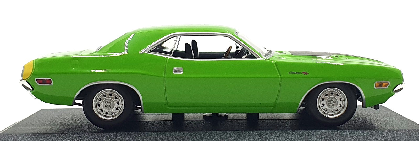 Minichamps 1/43 Scale  400 144700 - 1970 Dodge Challenger RT Sublime - Green