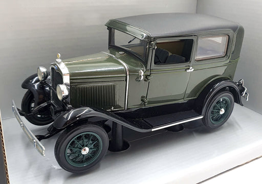 Motor City Classics 1/18 Scale 41002 - 1931 Ford Model A Roadster - Blue