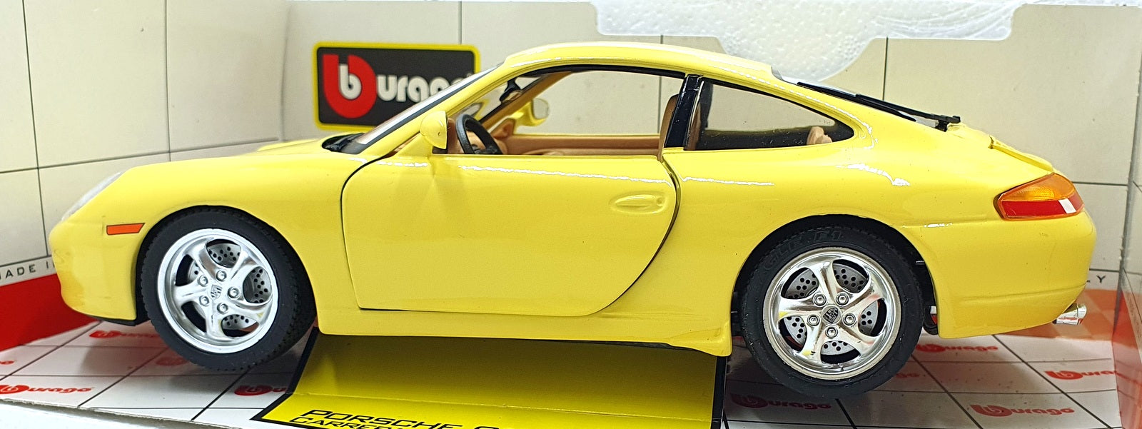 Burago 1/18 Scale 30085 - Porsche 911 Carrera - Yellow