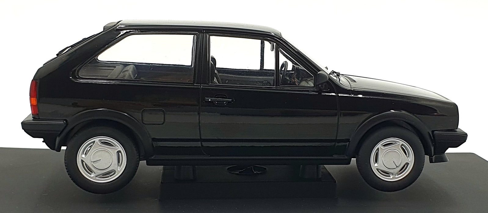 MCG 1/18 Scale Diecast MCG18524 - Volkswagen Polo II G40 - Black