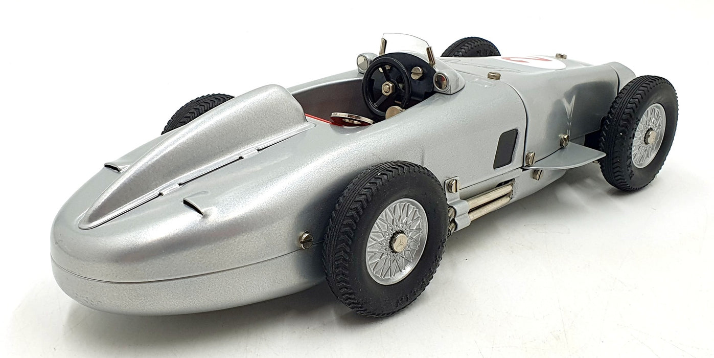 Marklin Tinplate Clockwork 81104 - Mercedes Benz W 196 #2 - Silver