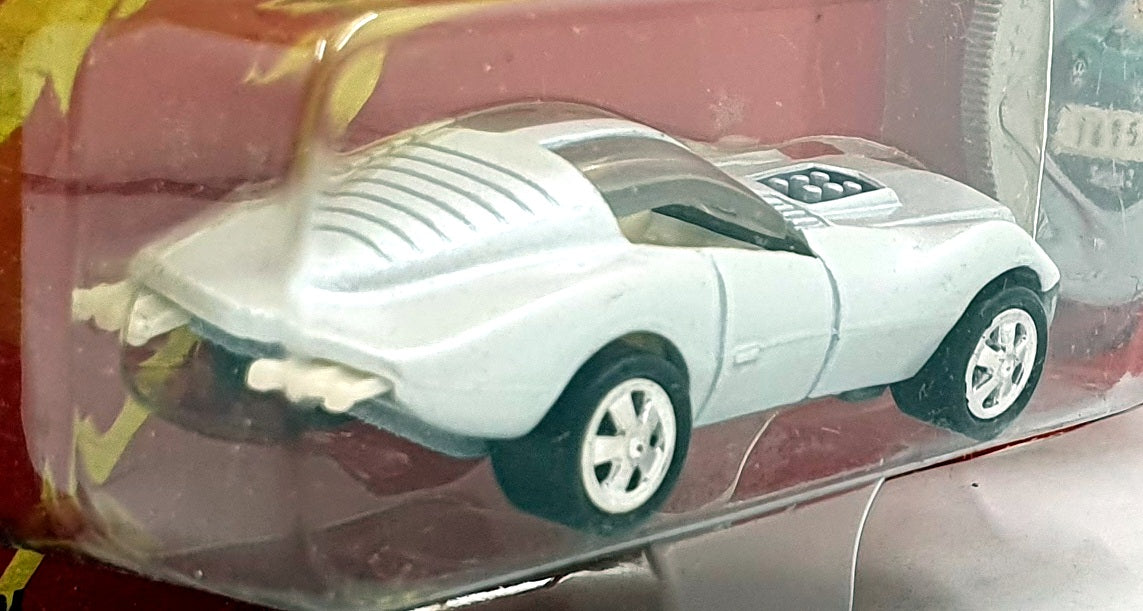 Johnny Lightning 1/64 Scale 100-122 The Challengers Custom Mako Shark