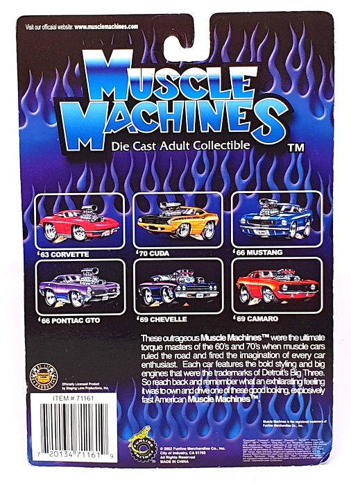 Muscle Machines 1/64 Scale 71161 02-82 - 1967 Chevrolet Nova - Stars & Stripes