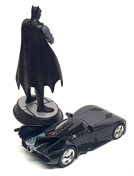 Corgi 1/43 Scale 77365 - 2000 Batmobile & Hand Painted Batman Statue