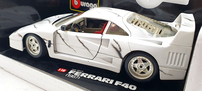 Burago 1/18 Scale Diecast 3022 - Ferrari F40 1987 - White With Stripes