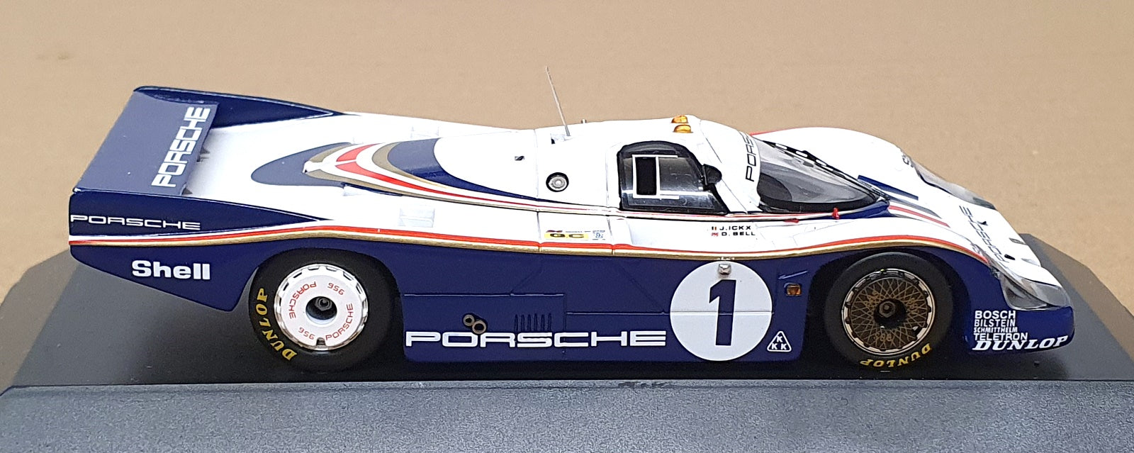 Spark 1/43 Scale MAP 020 282 13 - Porsche 956 LH #1 Winner Le Mans 1982