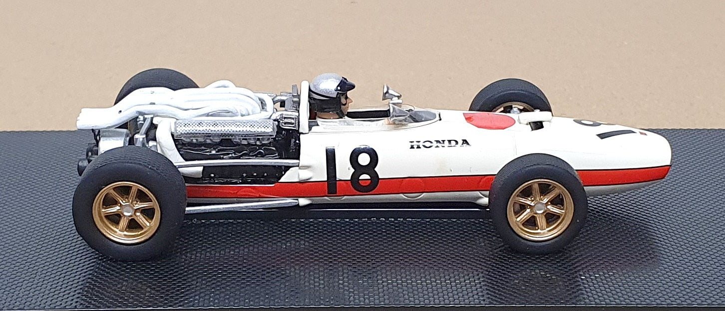 Ebbro 1/43 Scale Resin 44261 - F1 Honda RA273 #18 Italy GP 1966