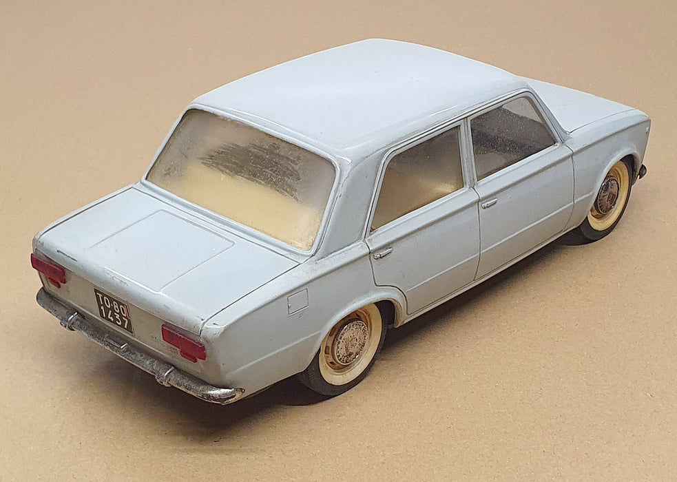 Pocher 1/13 Scale Plastic Model No. 50 - Fiat 124 - Grey