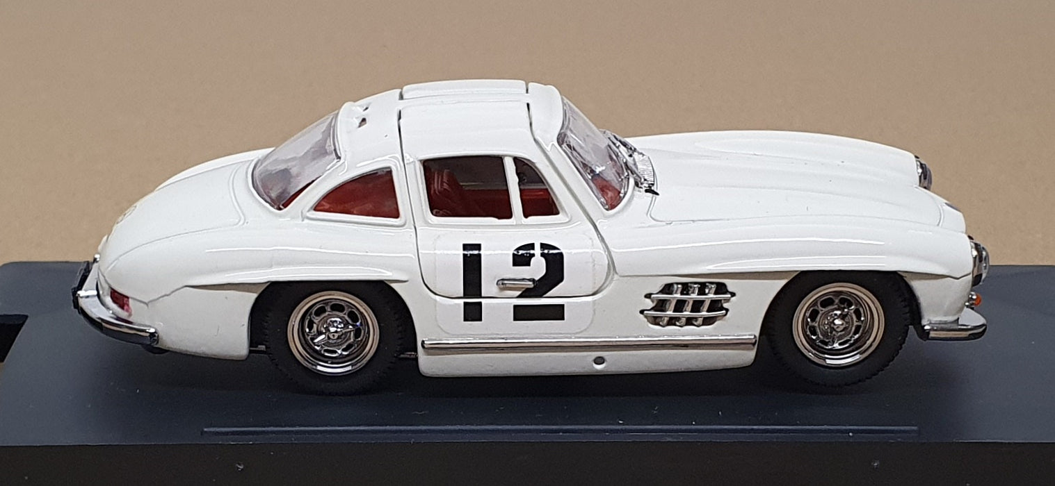 Bang 1/43 Scale 7191 - Mercedes 300SL Gullwing #12 Rallye Du Sestieres 1957