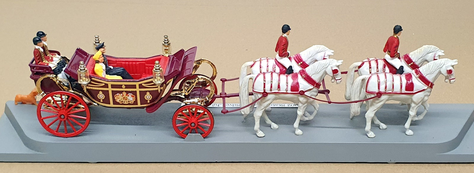 Corgi 35cm Long Model No. 41 - 1902 State Landau Queen's Silver Jubilee '77