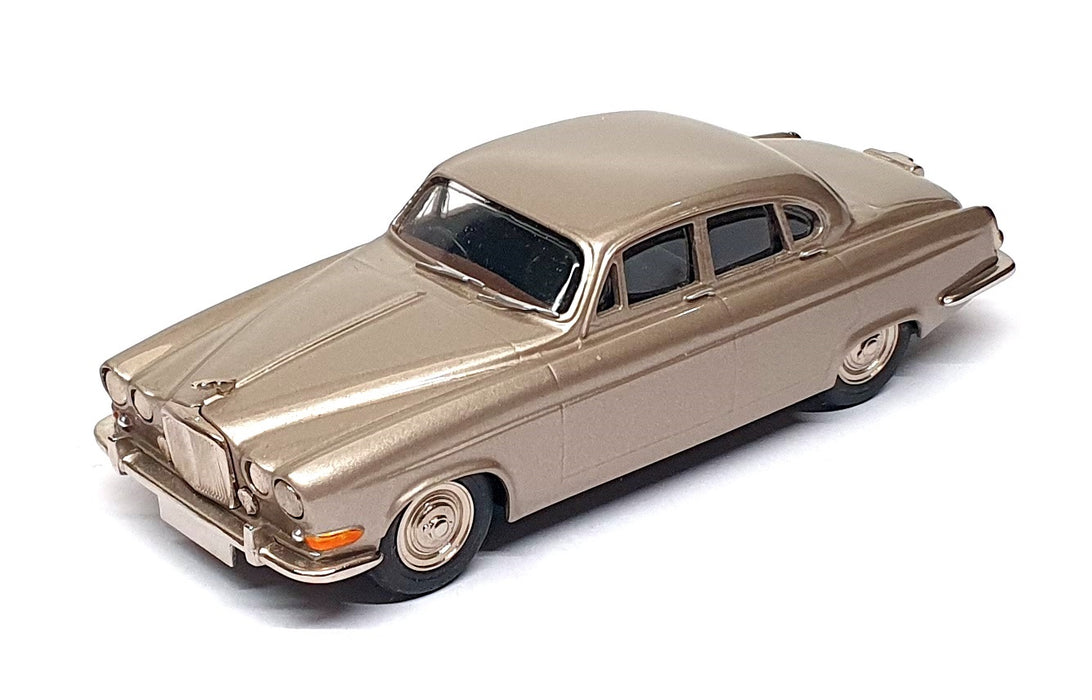 Gems & Cobwebs 1/43 Scale GC10 - 1961-66 Jaguar Mk10 - Met. Lt. Gold