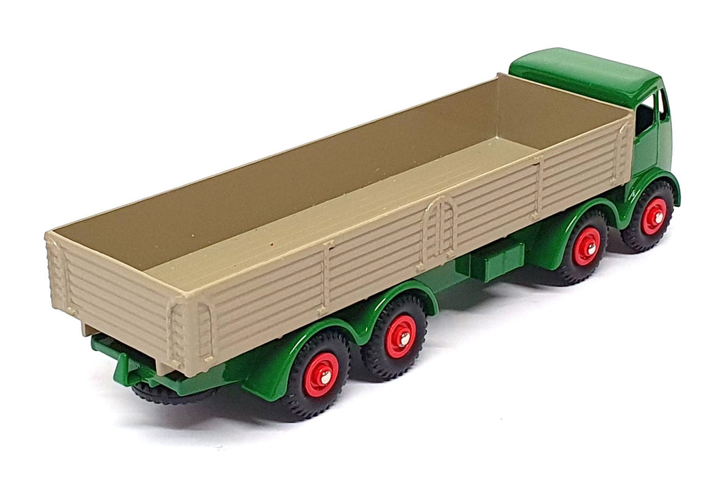 Atlas Editions Dinky Toys 901 - Foden Diesel 8-Wheel Wagon - Green/Grey
