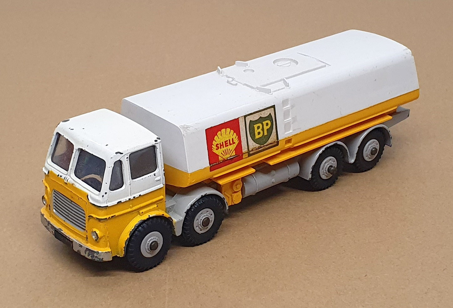 Dinky Supertoys 944 - Leyland Shell B.P. Fuel Tanker Truck - White/Yellow