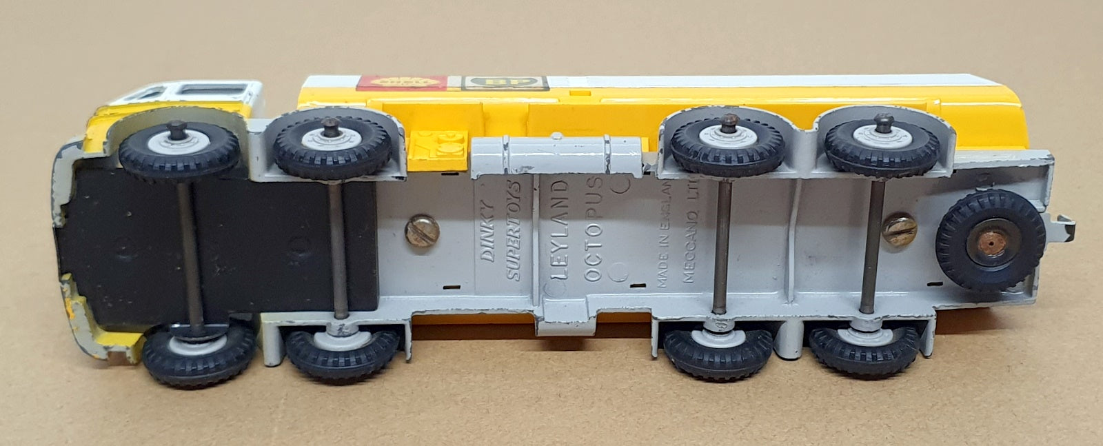 Dinky Supertoys 944 - Leyland Shell B.P. Fuel Tanker Truck - White/Yellow