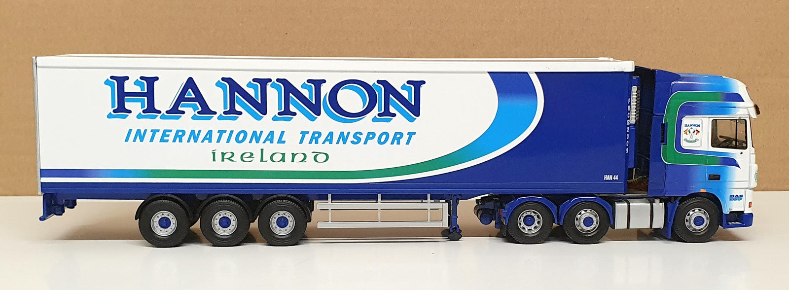 Corgi 1/50 Scale CC14107 - DAF XF105 Truck With Fridge Container Hannon