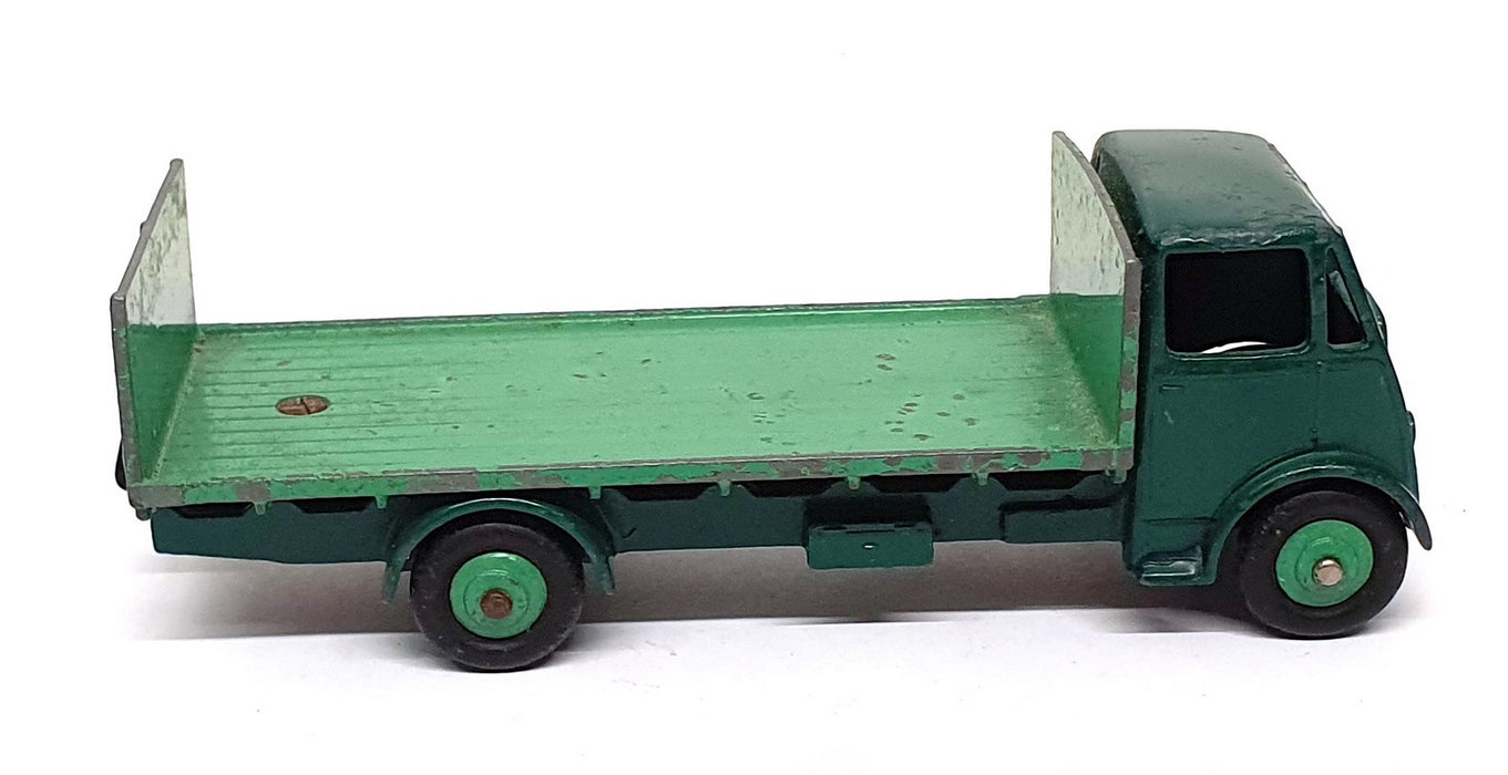 Dinky Supertoys DST03 - Guy Flat Truck With Tailboard - Green/Lt. Green