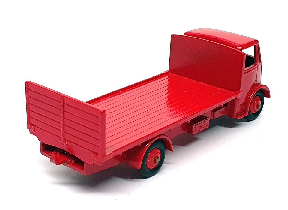 Dinky Supertoys DST04 - Guy Flat Truck With Tailboard - Red
