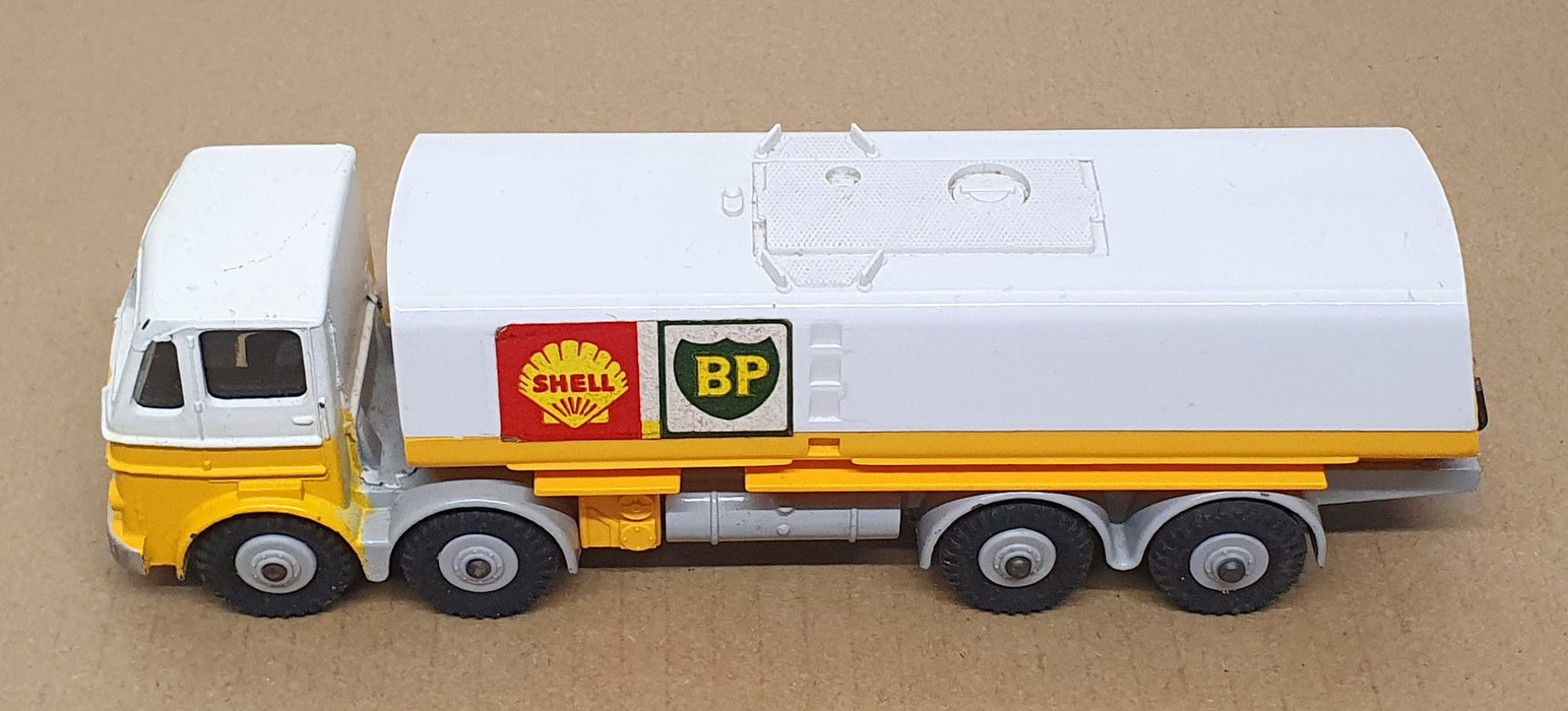 Dinky Supertoys 944 - Leyland Shell B.P. Fuel Tanker Model - White/Yellow