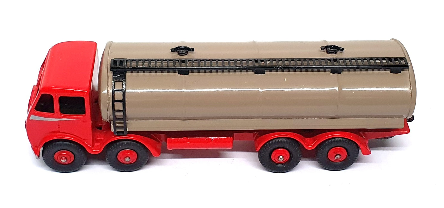 Dinky Supertoys 504 - Foden 14-Ton Tanker Model - Red/Fawn