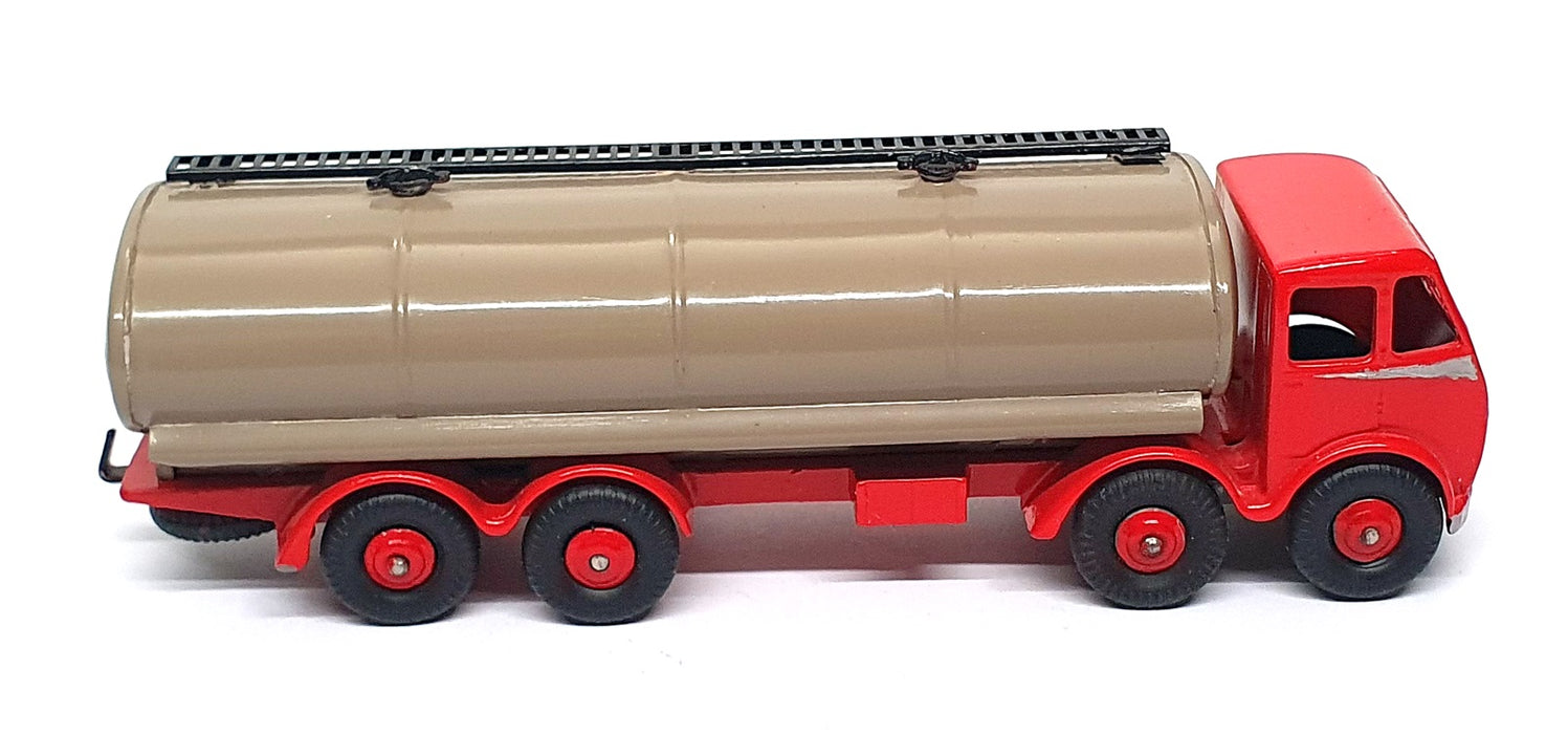 Dinky Supertoys 504 - Foden 14-Ton Tanker Model - Red/Fawn