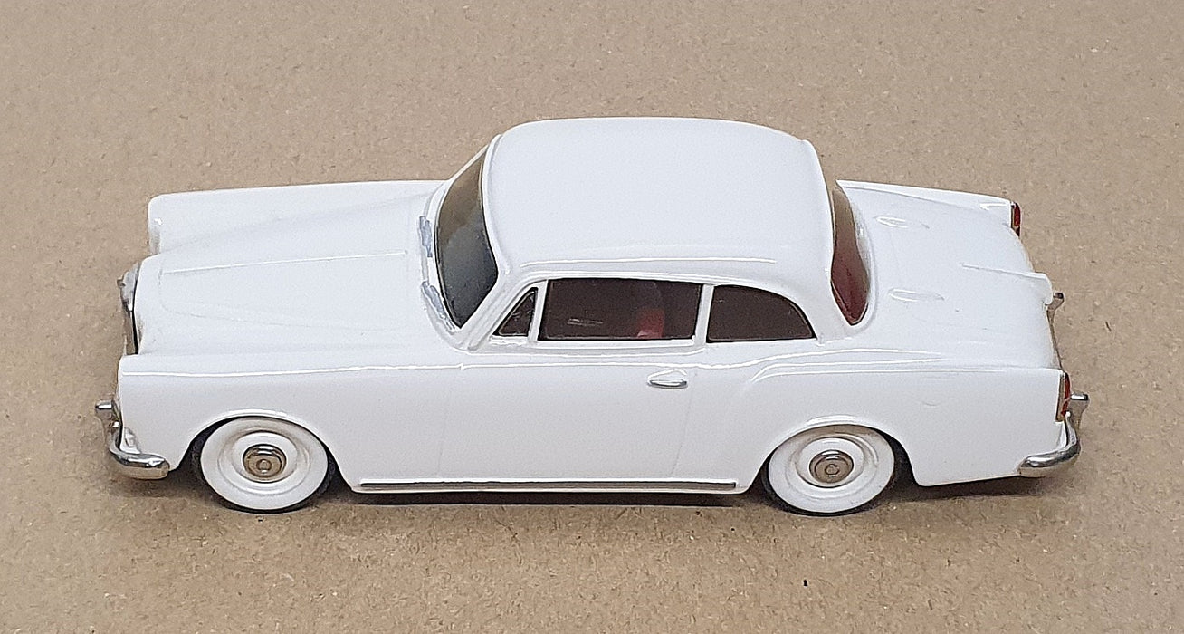 Gems & Cobwebs 1/43 Scale GC01W - 1965 Alvis TF21 - White