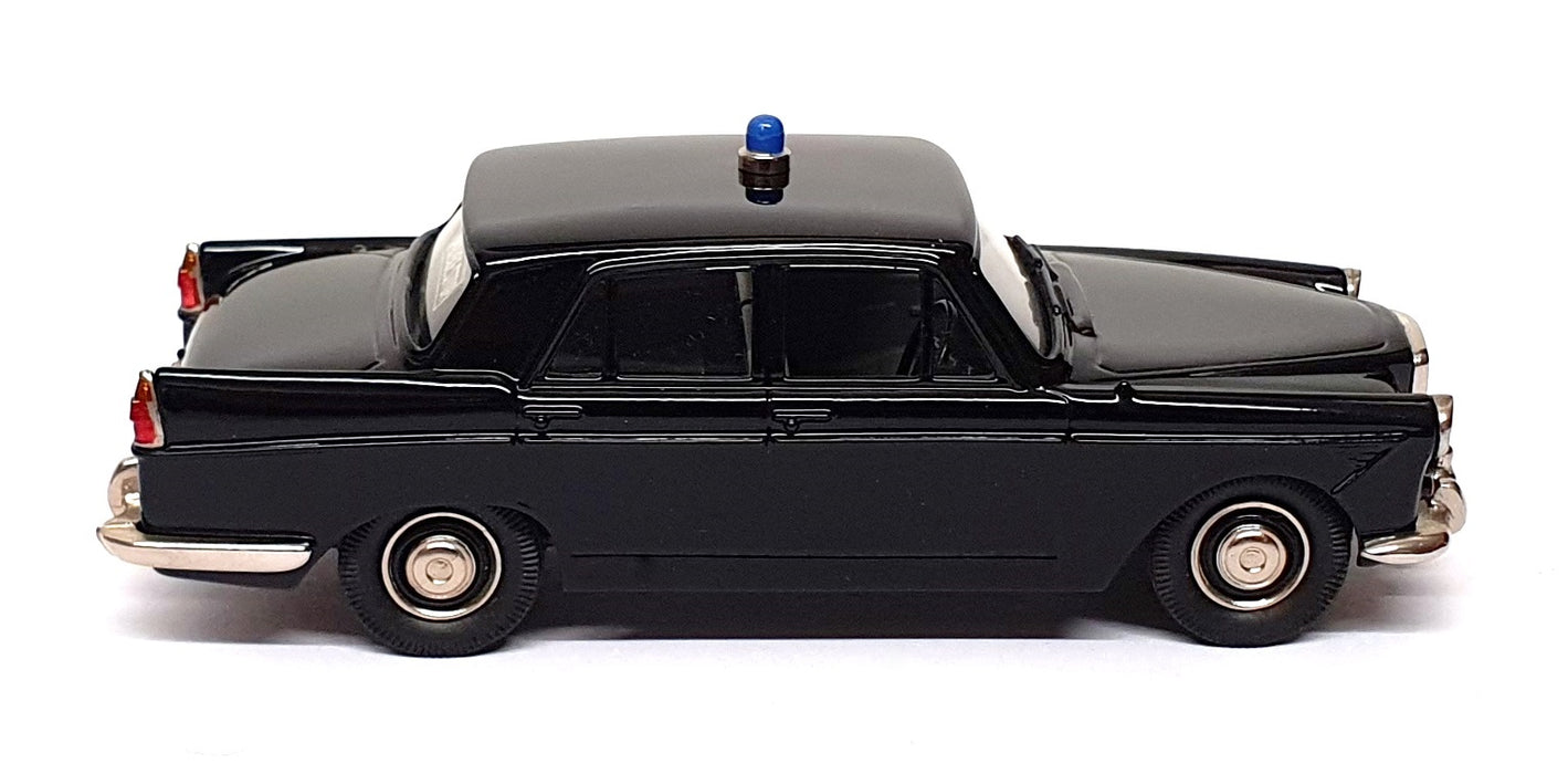 Lansdowne Models 1/43 Scale LDM6b - 1961 Wolseley 6-110 Police Car - Black