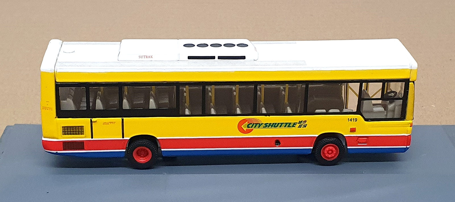 Corgi 1/76 Scale 42803 - Dennis Dart Plaxton Pointer Citybus Cityshuttle Rt. 511