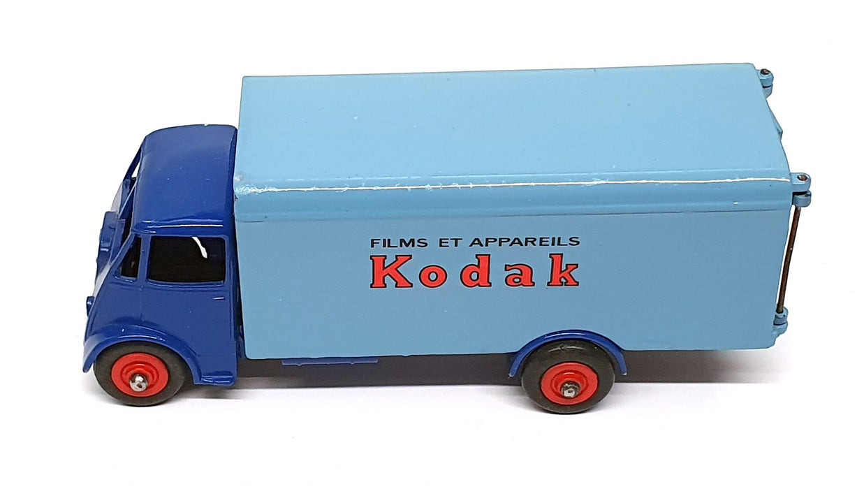 Dinky Toys DST05 - Guy Van Kodak Livery - Blue/Lt. Blue