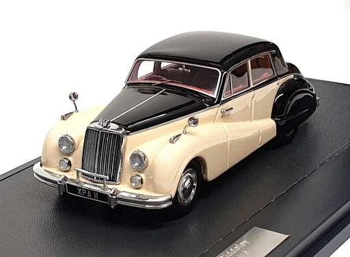 Matrix 1/43 Scale MX40107-011 - '53 Armstrong Siddeley 346 Sapphire - Black/Sand