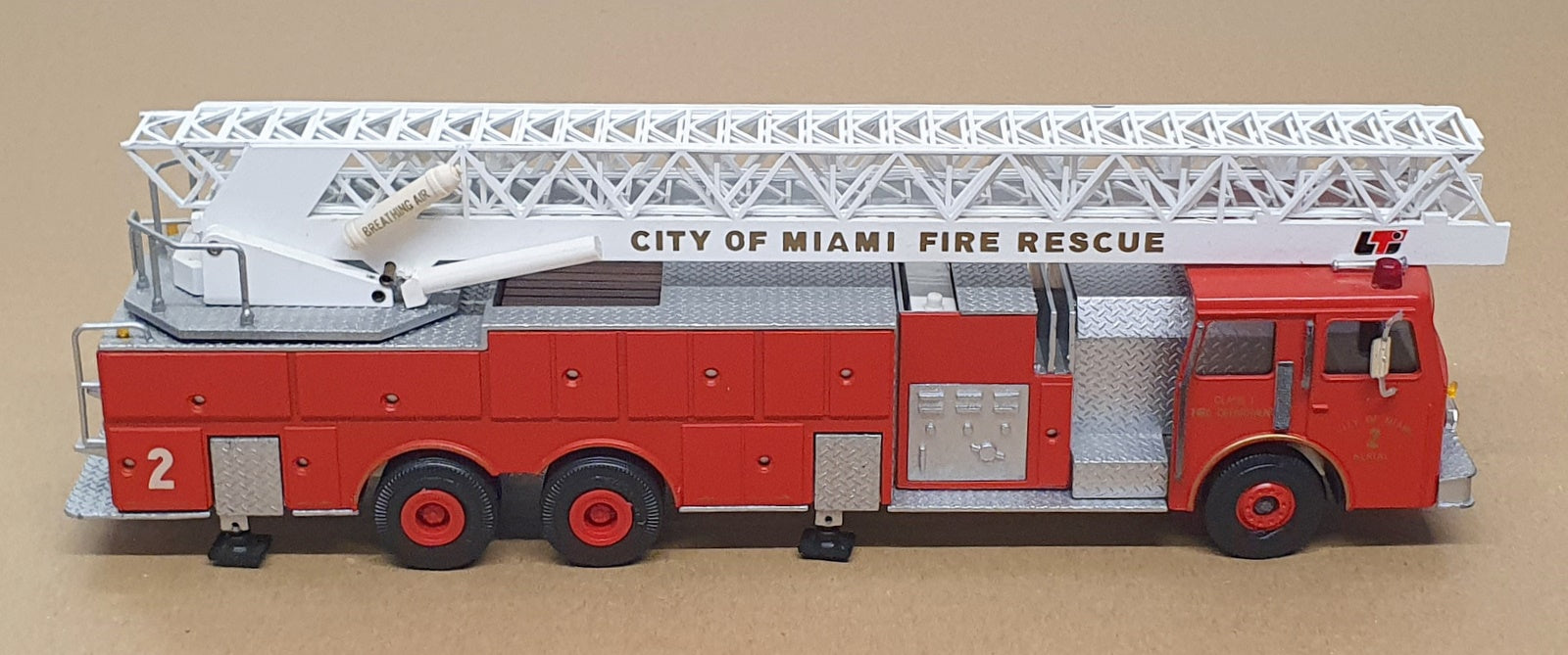 Conrad 1/43 Scale 5509 - LTI Aerial Ladder Fire Truck No. 2 City Of Miami