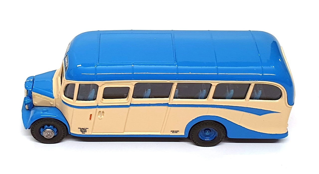 Corgi 1/50 Scale C3OB1 - Bedford OB Coach Yarmouth - Blue/Cream REWORKED