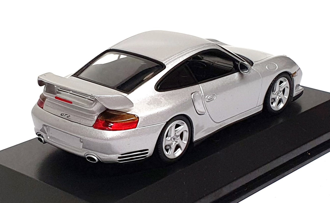 Minichamps 1/43 Scale WAP 020 073 11 - Porsche 911 GT2 - Silver