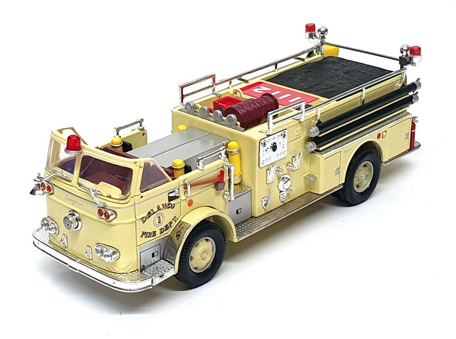 Corgi 1/50 Scale US50808 - Seagrave K Pumper Washington Fire Co. No. 1 - Yellow