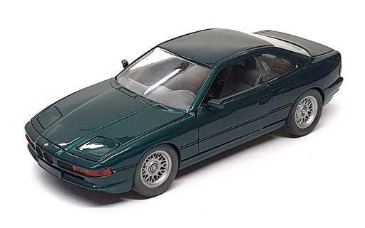 Schabak 1/24 Scale Diecast 1630 - BMW 850i - Met. Green