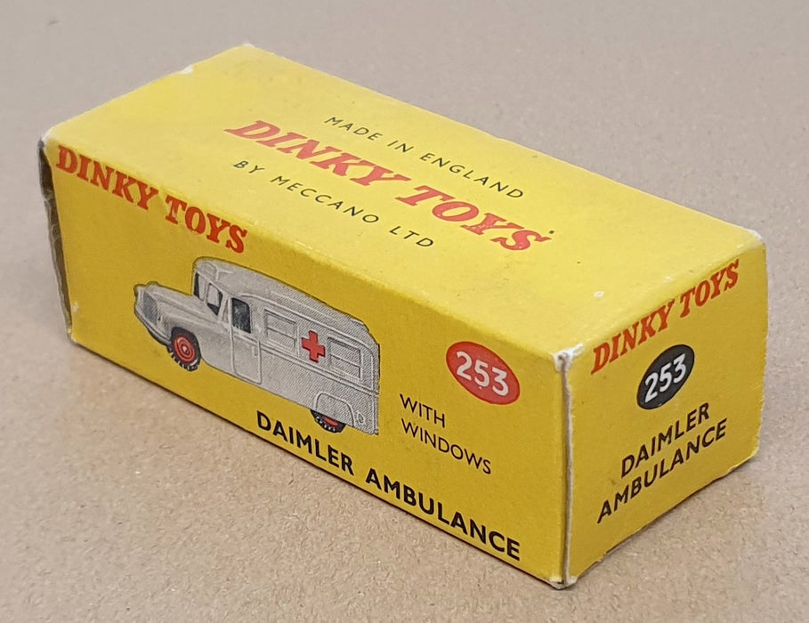 Dinky Toys 253 - Daimler Ambulance With Windows - White