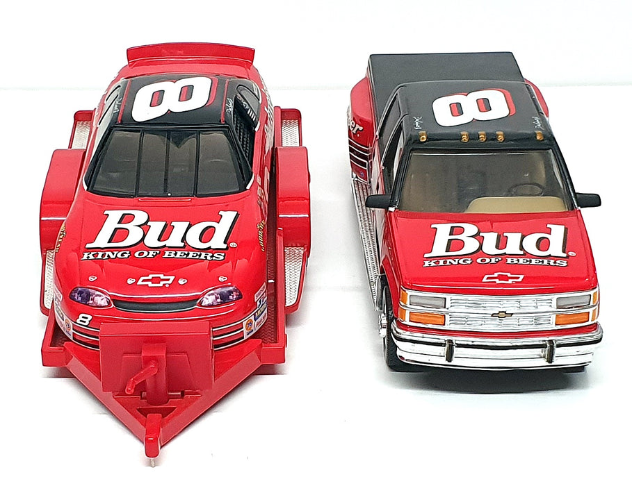 Action 1/24 Scale B249902215 - Nascar Chevrolet Crew Cab Trailer & Stock Car