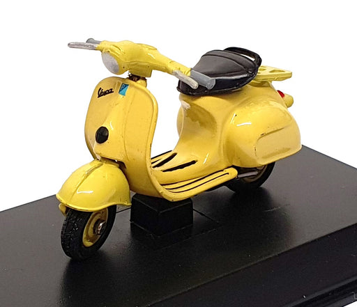 New Ray 1/32 Scale 06046 - 1960 Vespa 125 Moped Motorbike - Yellow