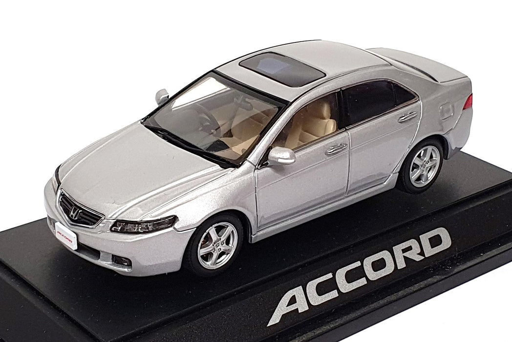 Honda Direct 1/43 Scale Diecast SA53 - Honda Accord - Satin Silver