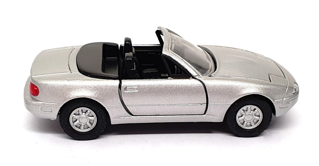 Diapet 1/40 Scale Diecast SV-14 - Mazda MX-5 Eunos Roadster - Silver