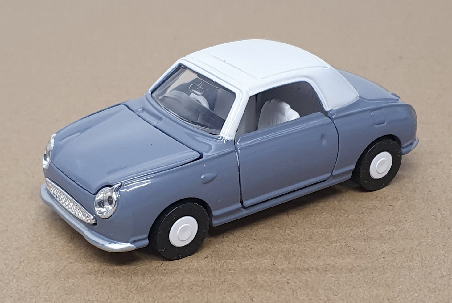Diapet 1/40 Scale Diecast SV-28 - Nissan Figaro - Grey/White