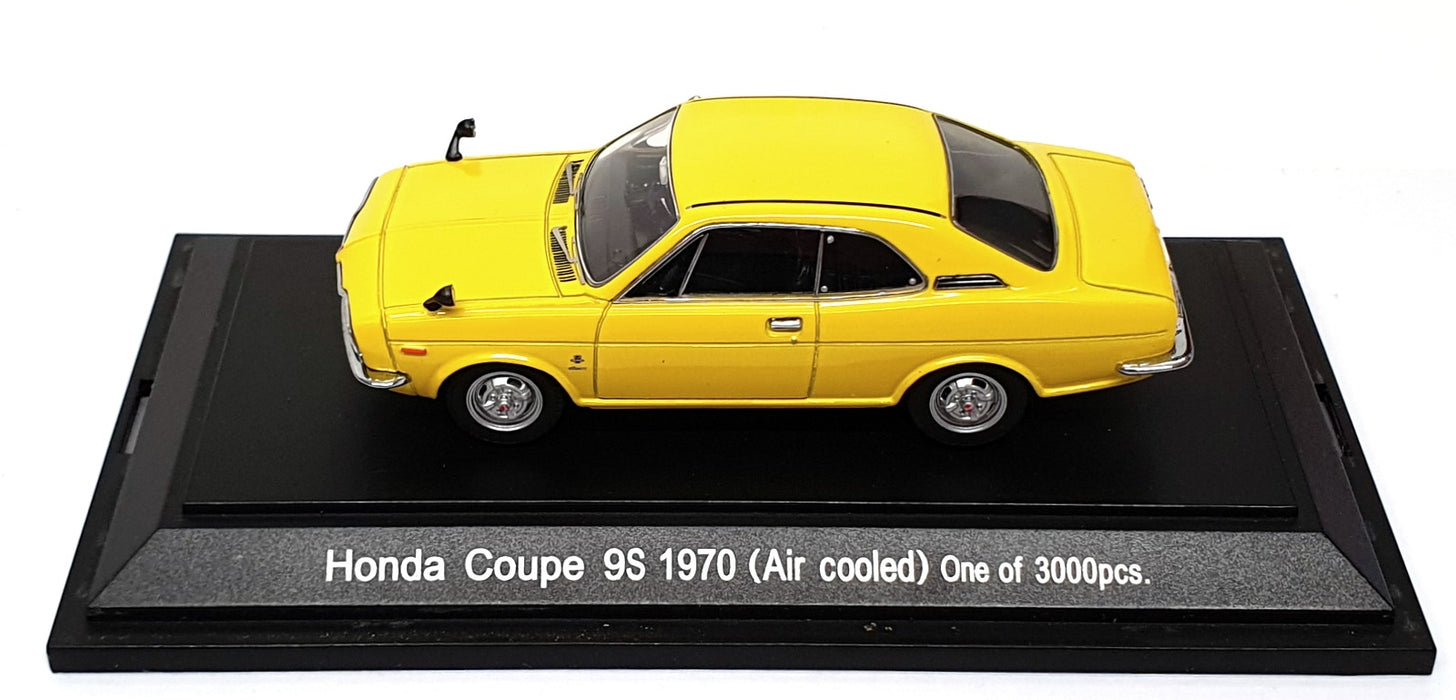 Ebbro 1/43 Scale 415 - 1970 Honda Coupe 9S (Air Cooled) - Yellow