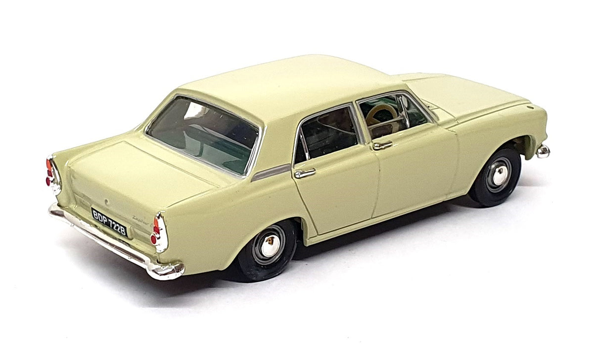 Vanguards 1/43 Scale Diecast VA06000 - Ford Zephyr 4 Mk3 - Lime Green