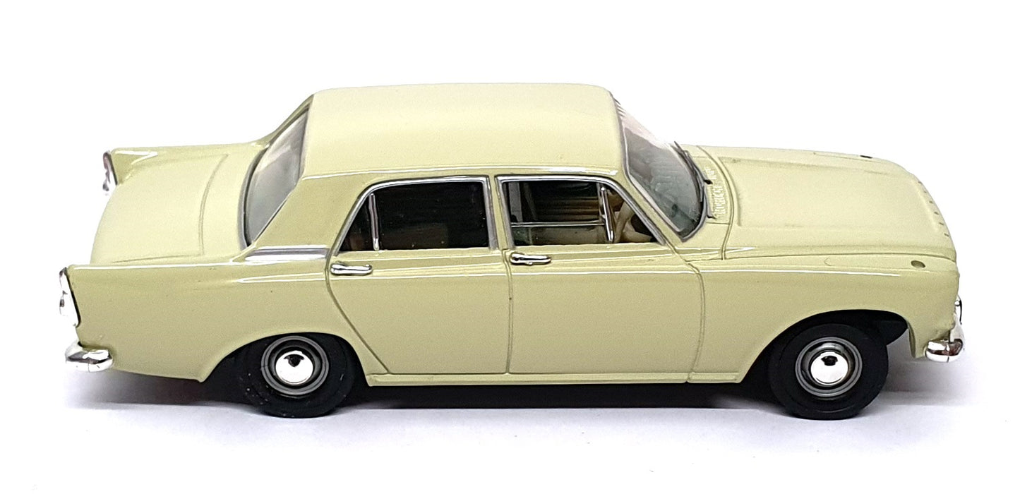 Vanguards 1/43 Scale Diecast VA06000 - Ford Zephyr 4 Mk3 - Lime Green