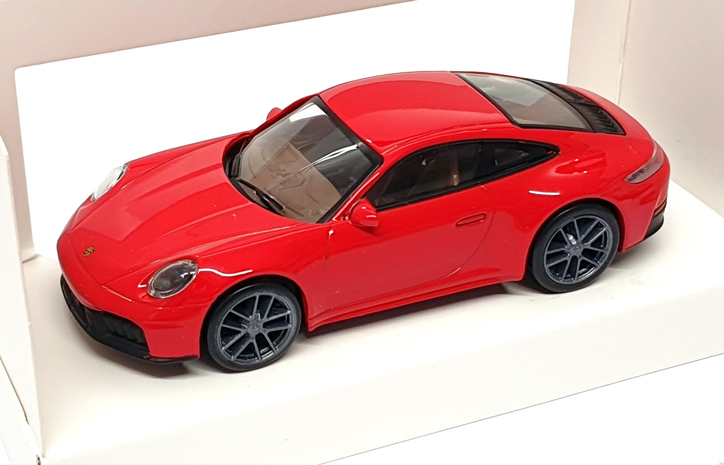 Norev 1/43 Scale Diecast 750066 - Porsche 911 GTS - Red