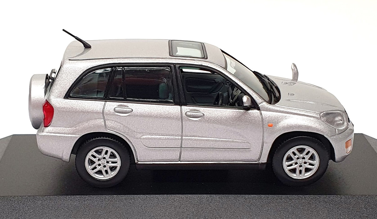 J Collection 1/43 Scale JC06006S - Toyota Rav4 JX 5 Doors - Silver
