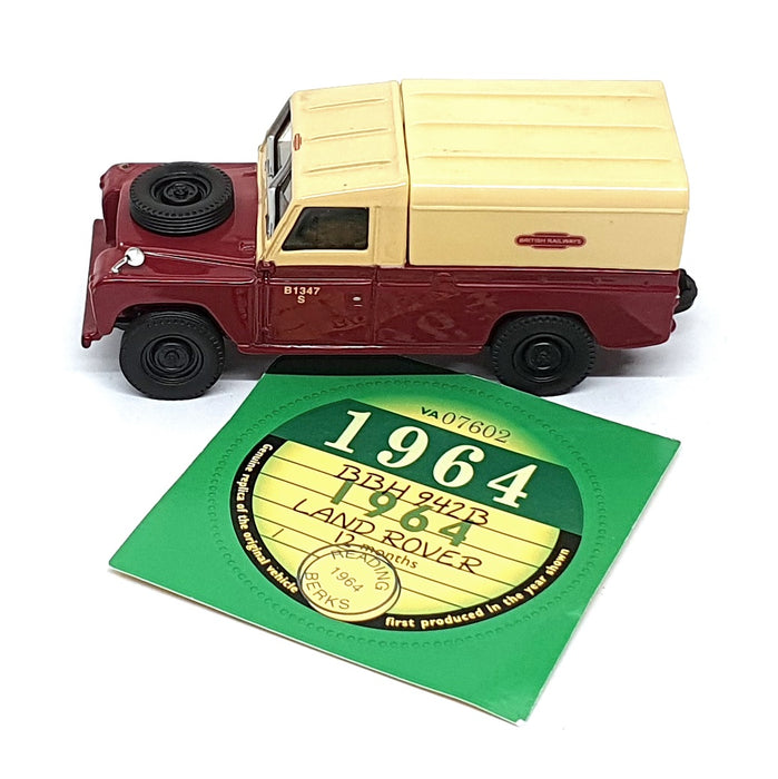 Vanguards 1/43 Scale VA07602 - Land Rover British Rail - Maroon/Cream