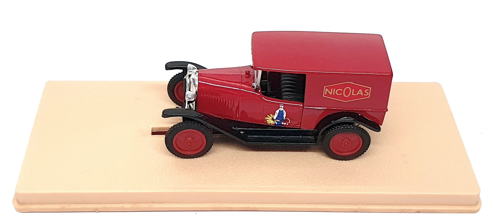 Solido 1/43 Scale Diecast 1010 - 1926 Citroën CV Van Nicolas - Red