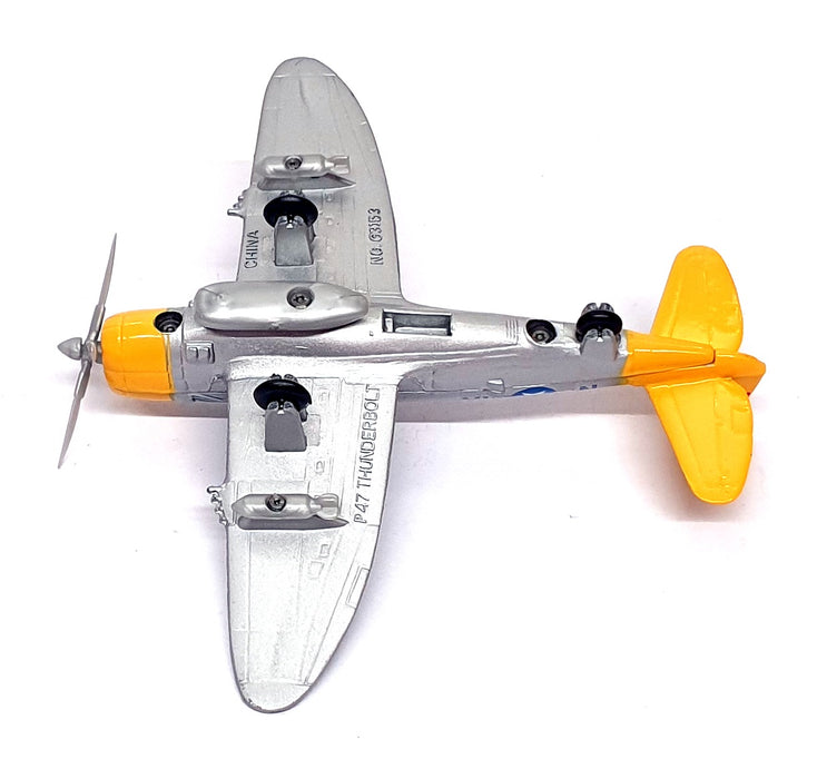 Motor Max Sky Wings 1/100 Scale 77023 - P-47 Thunderbolt Aircraft - Silver