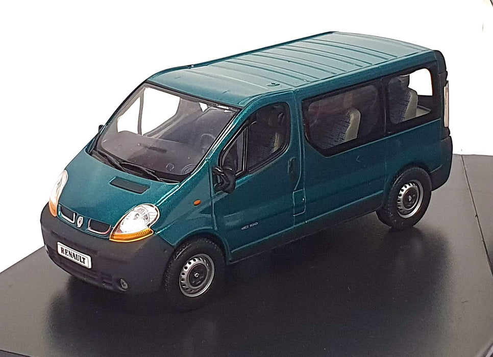 Norev 1/43 Scale 518053 - Renault Trafic DCI 100 Combi - Met. Green